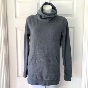 Fabletics Zaylee Pullover Gray Sweater Medium
